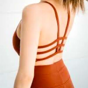 VUORI Strappy Back Yosemite Bra - Brown - Sz - Large